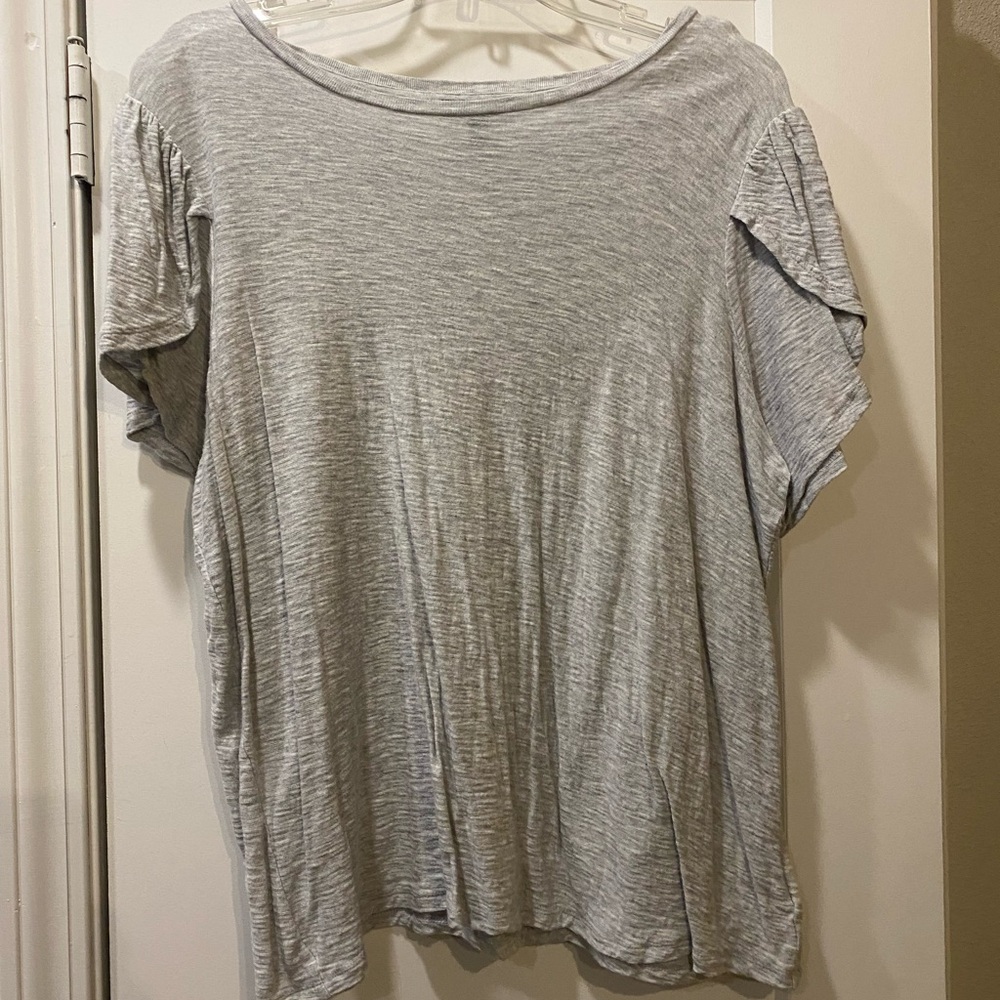 Women's Light Gray Top